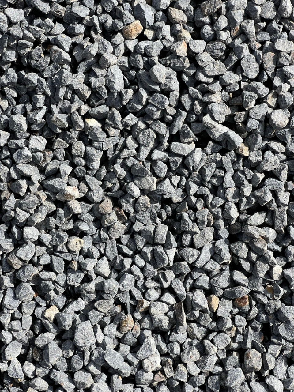 7mm blue metal crushed rock aggregate for concrete mix and drainage Howard QLD
