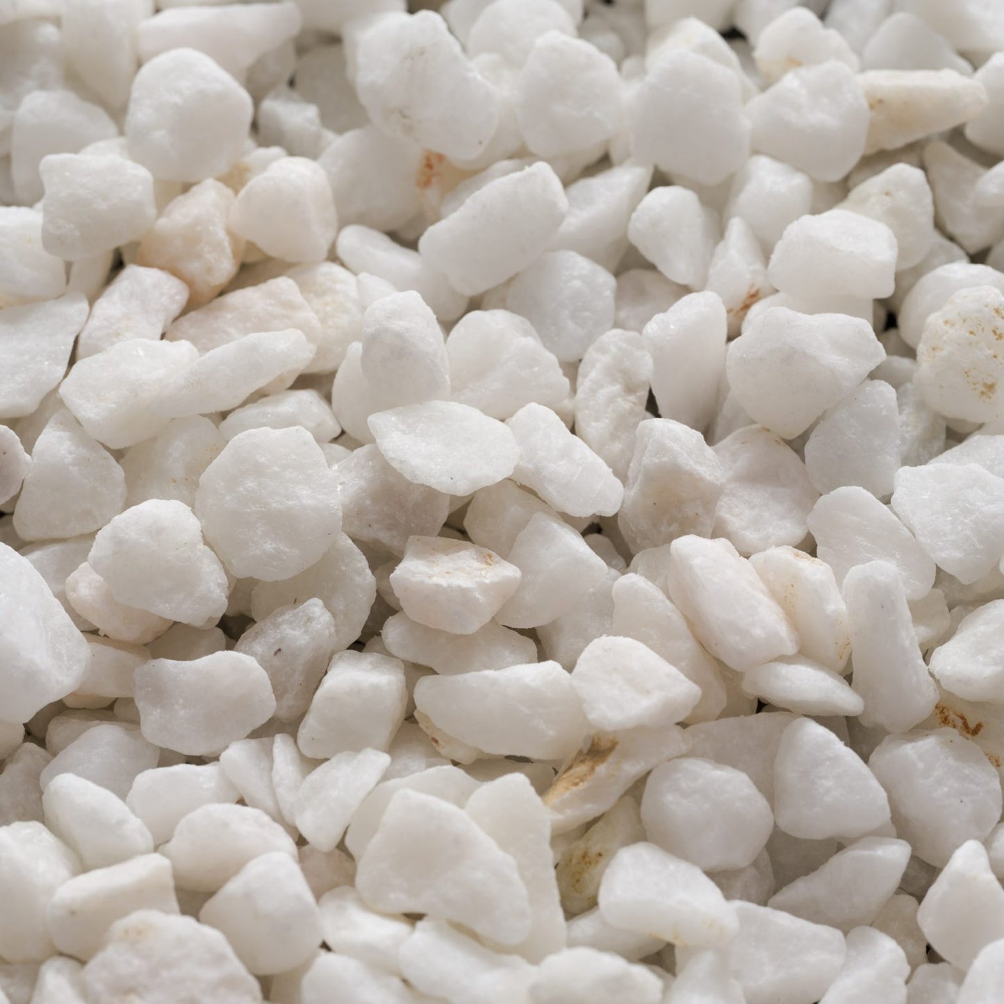 Crushed Snow White Pebbles 15-20mm