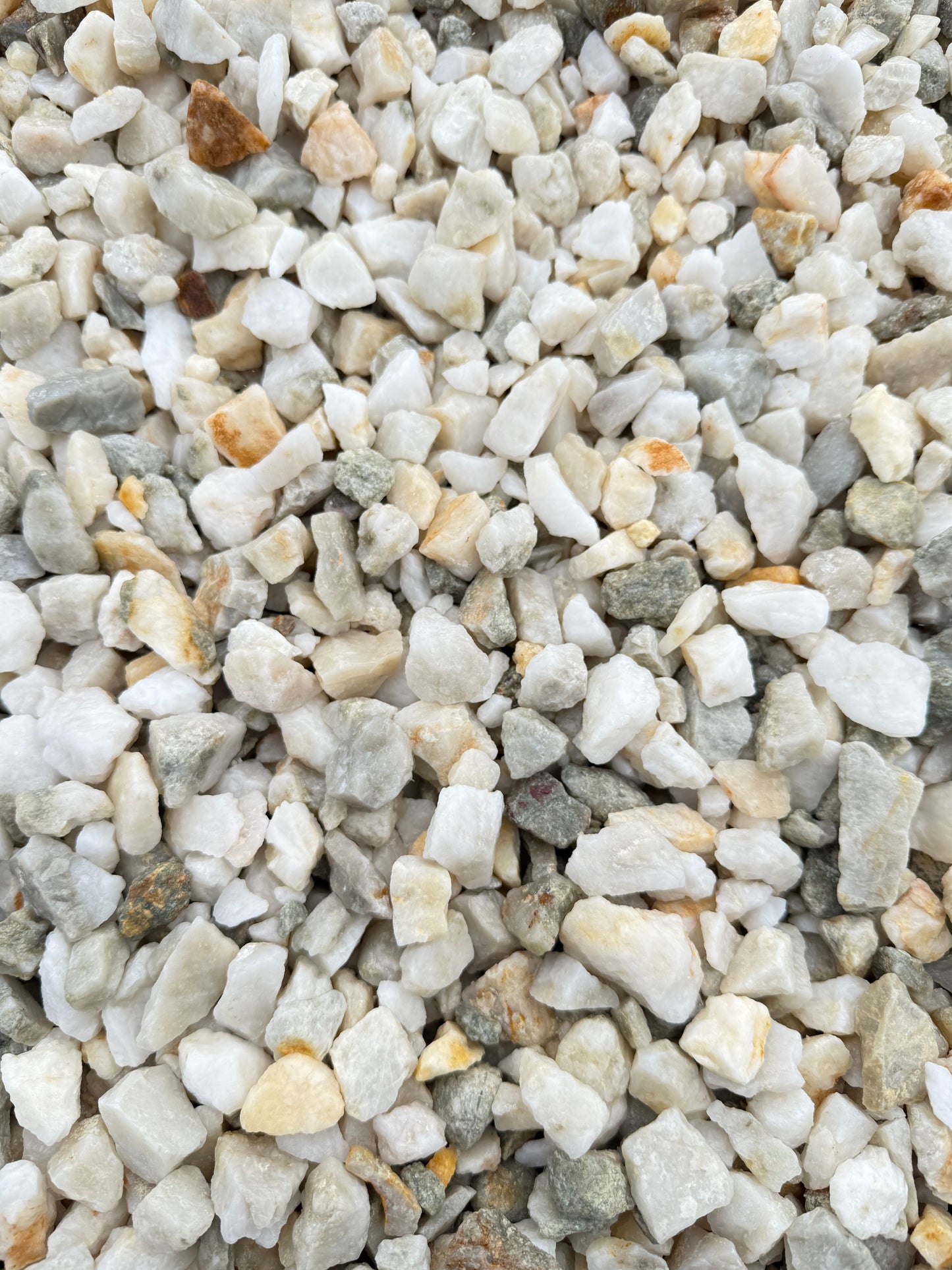 Highlands White Quartz 30mm crushed decorative pebble — Burrum Landscape Supplies Howard QLD
